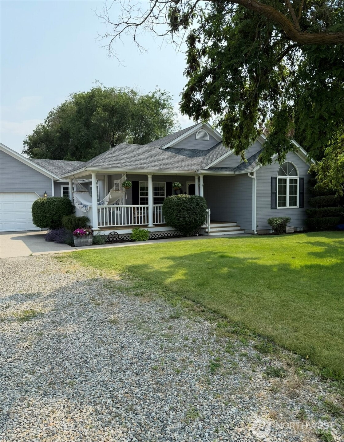 432 5th Avenue, Oroville, WA 98844