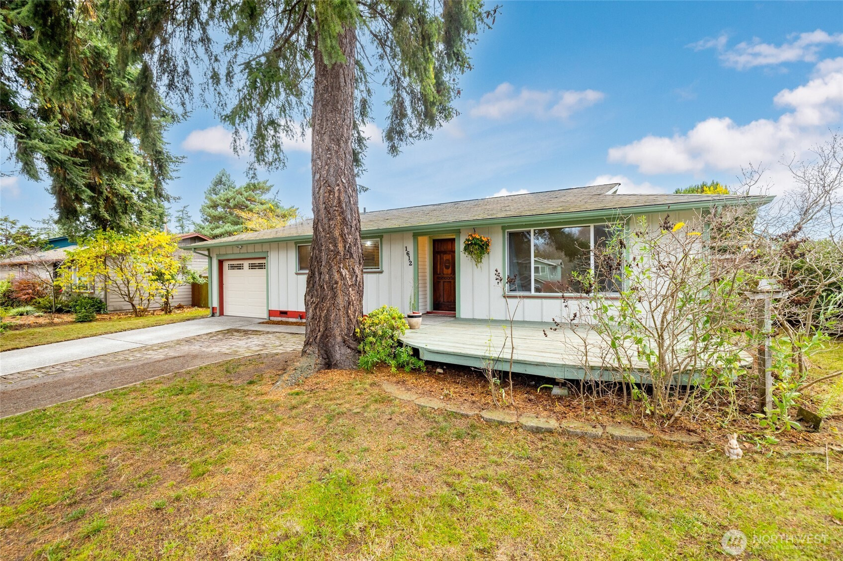 1612 14th Street, Anacortes, WA 98221