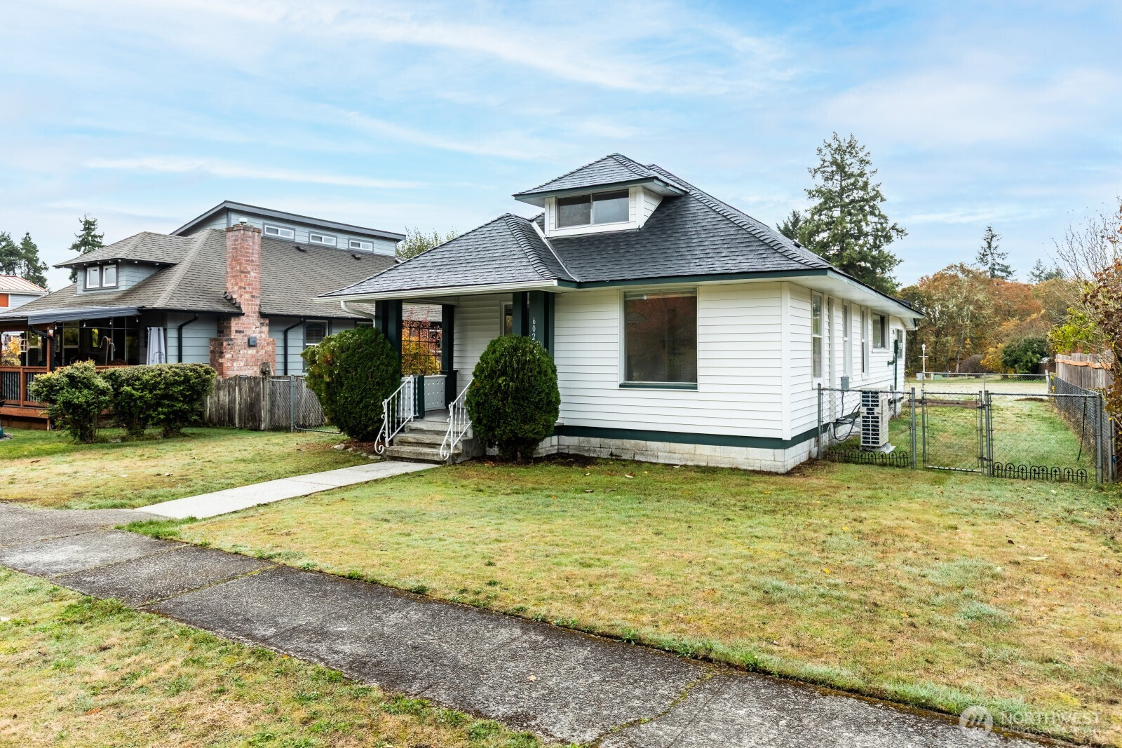 602 Louviers Avenue, Dupont, WA 98327