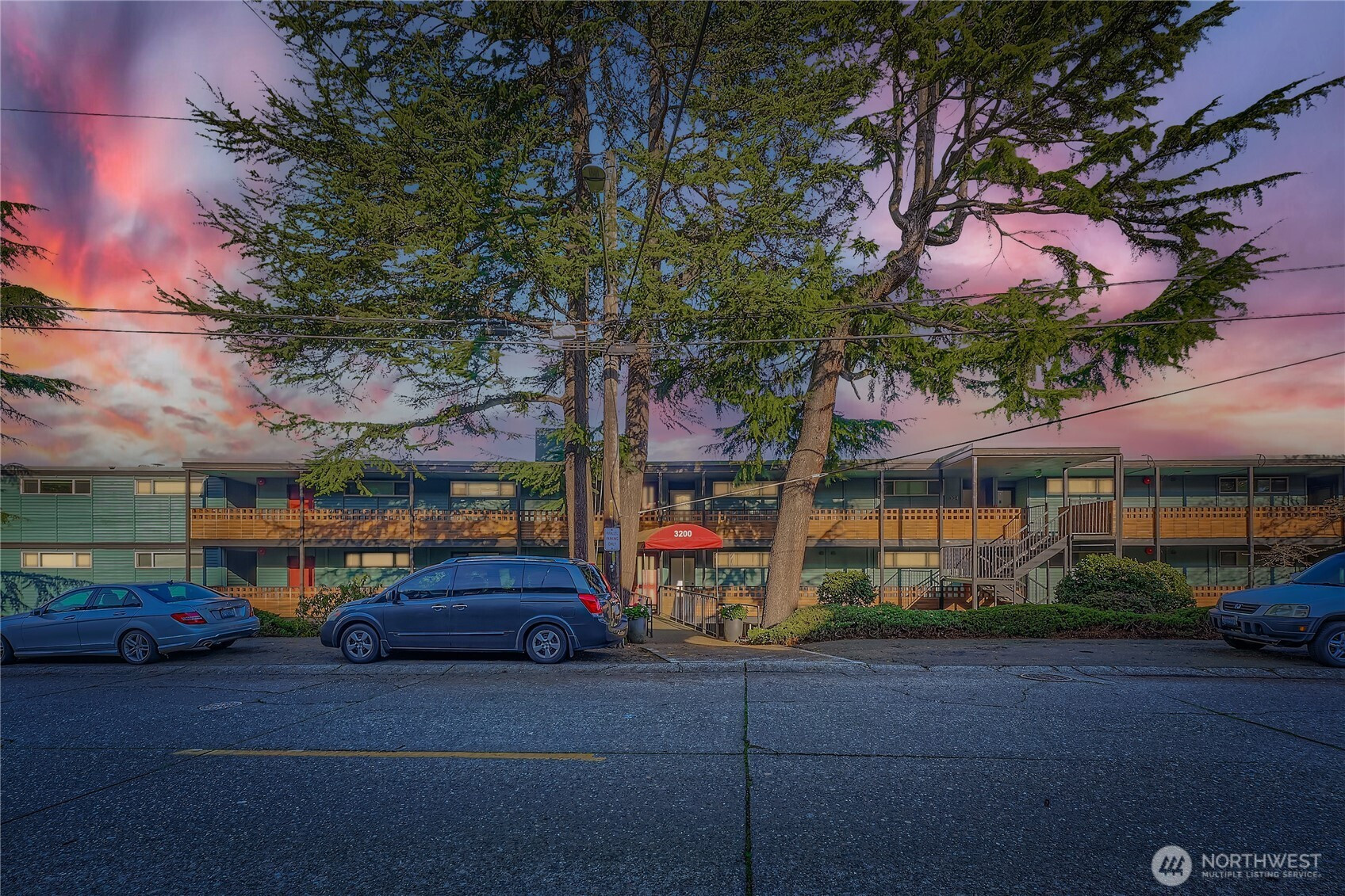 3200 W Commodore Way, Seattle, WA 98199