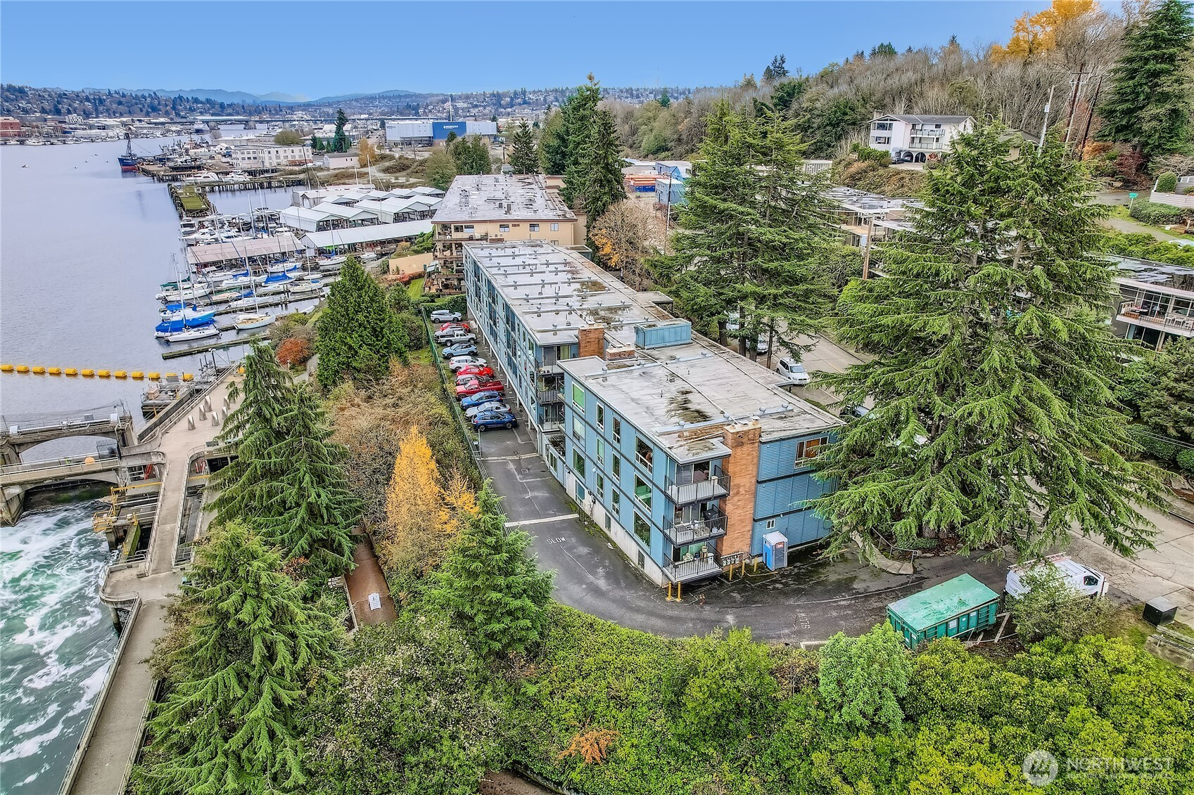 3200 W Commodore Way, Seattle, WA 98199