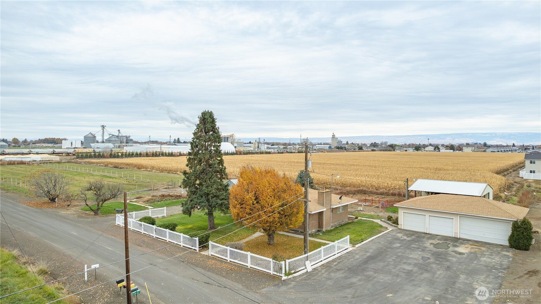 10586 2nd Avenue NE, Quincy, WA 98848