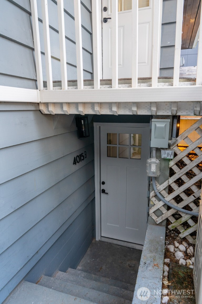 4015 SW Thistle Street, Seattle, WA 98136