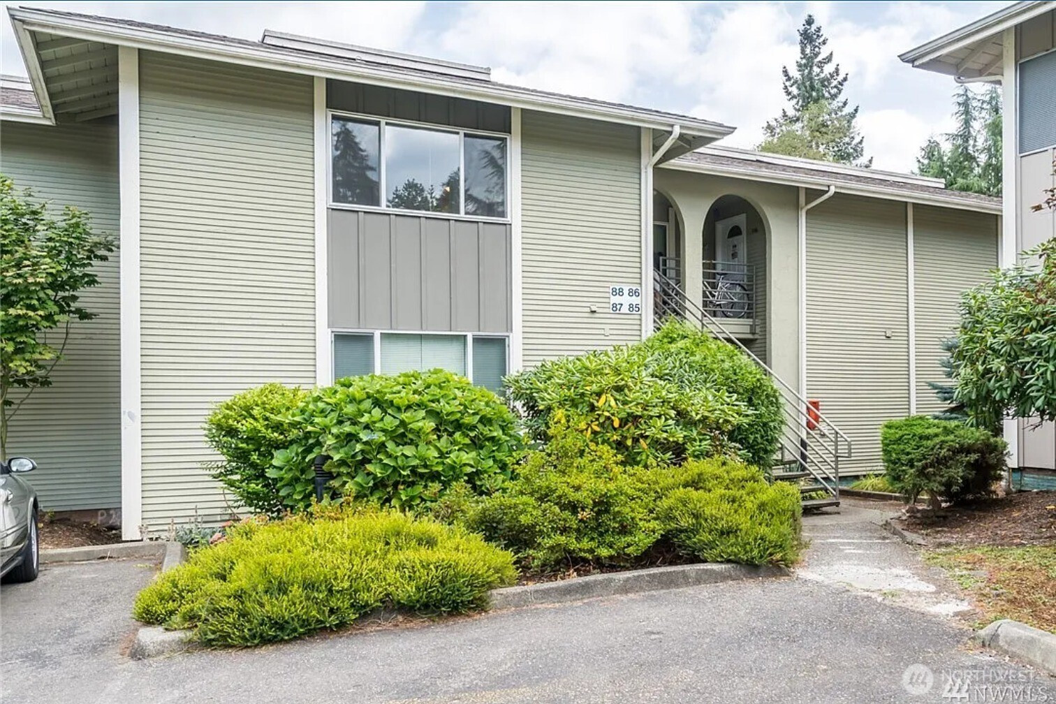 17301 NE 45th Street, Redmond, WA 98052