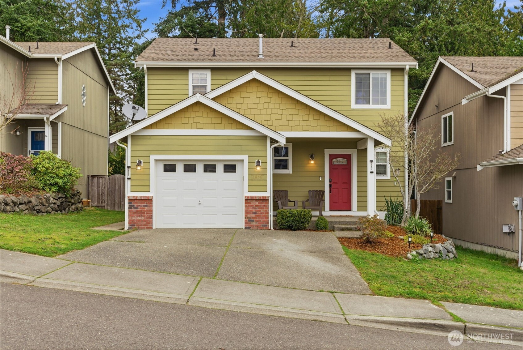 6860 Aquene Loop NE, Bremerton, WA 98311