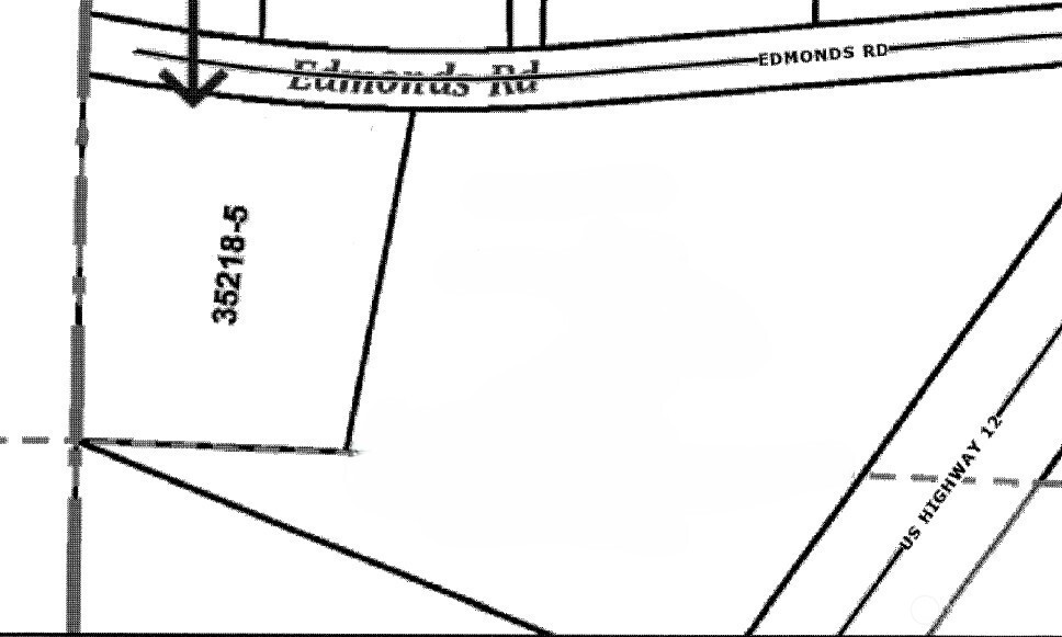 125 Edmonds Road, Packwood, WA 98361