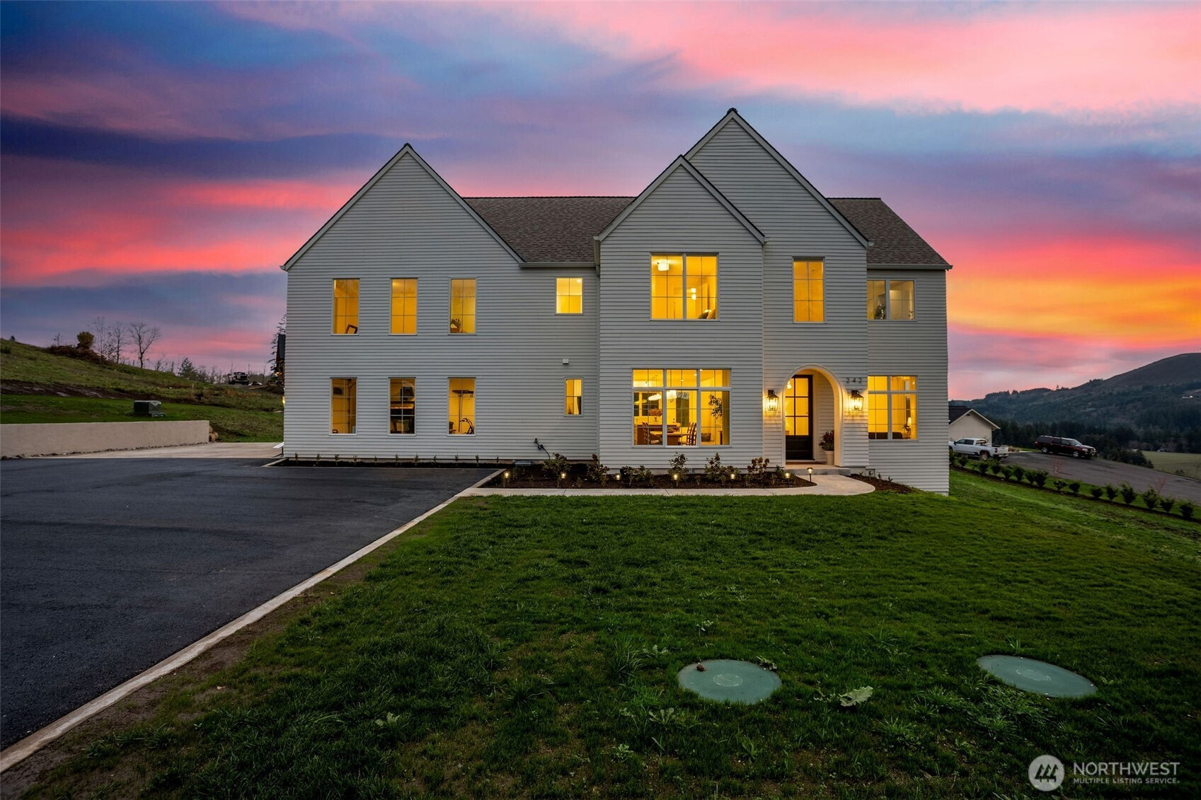 242 Cornerstone Lane, Woodland, WA 98674