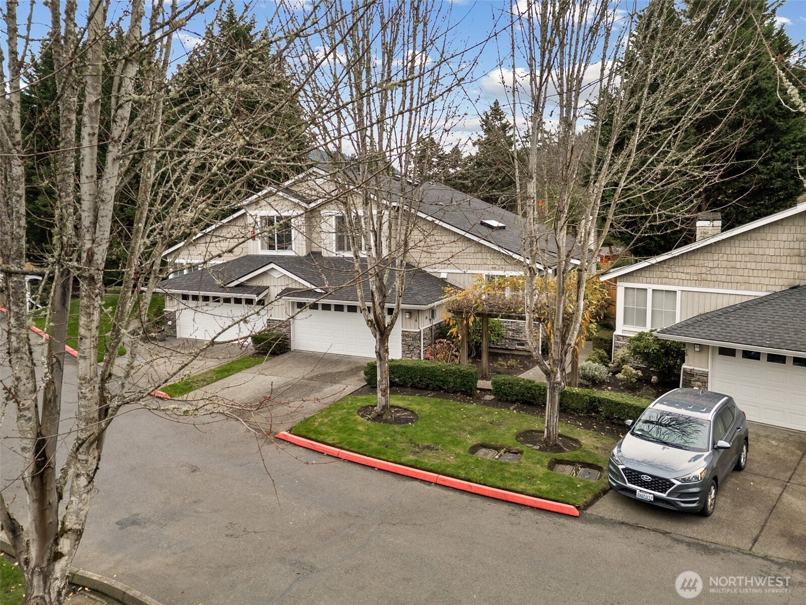 120 Newport Way NW, Issaquah, WA 98027