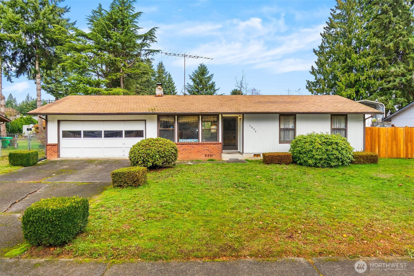 3604 NE Landau Avenue, Olympia, WA 98506