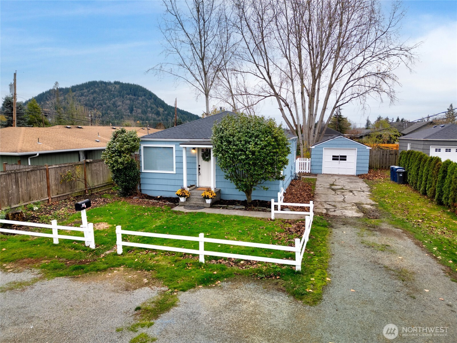 1412 E Berniece Street, Mount Vernon, WA 98274
