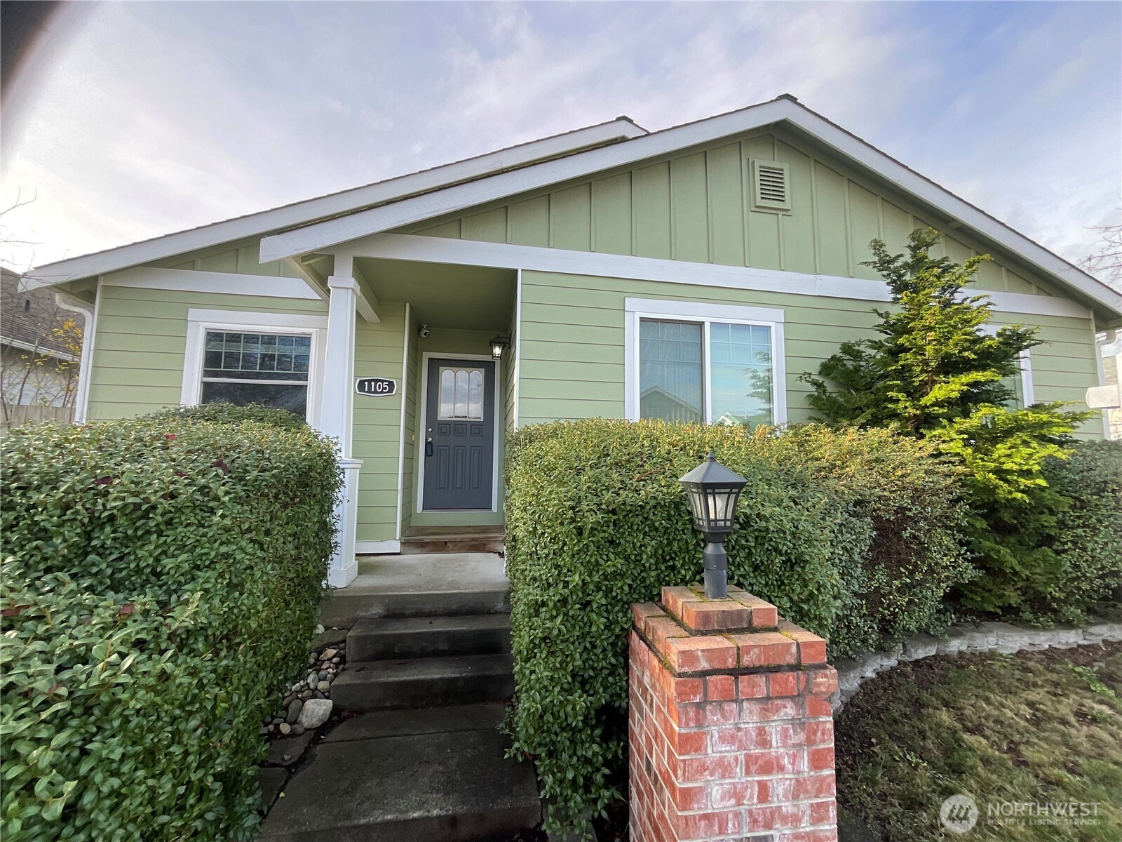 1105 NE Cordero Drive, Oak Harbor, WA 98277