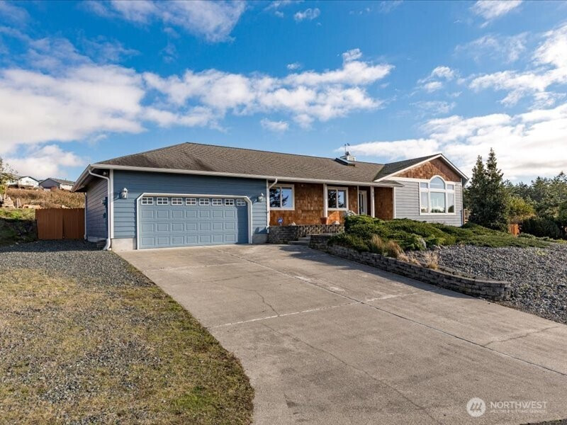 670 El Prado Avenue, Coupeville, WA 98239