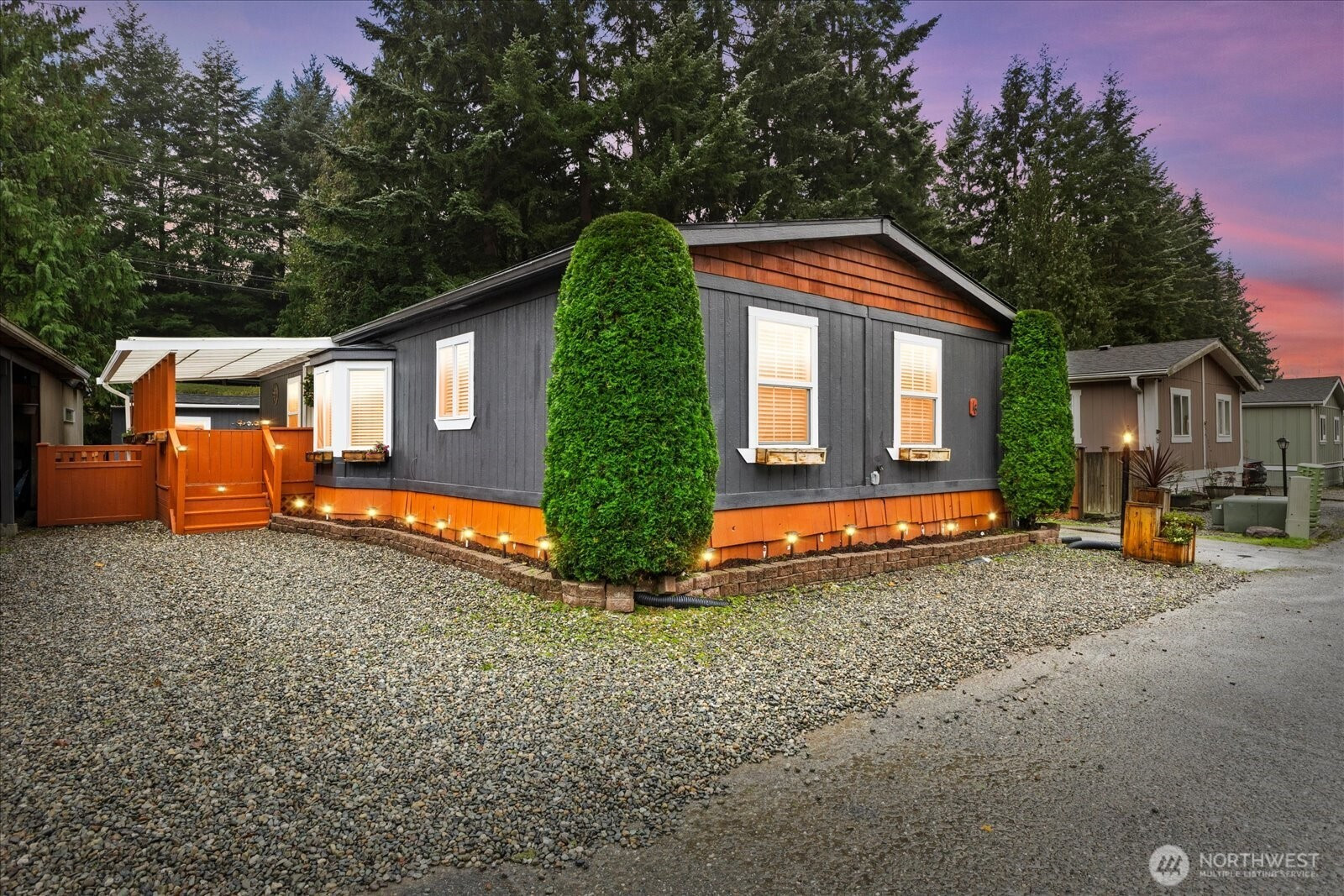 7701 Hardeson Road, Everett, WA 98203