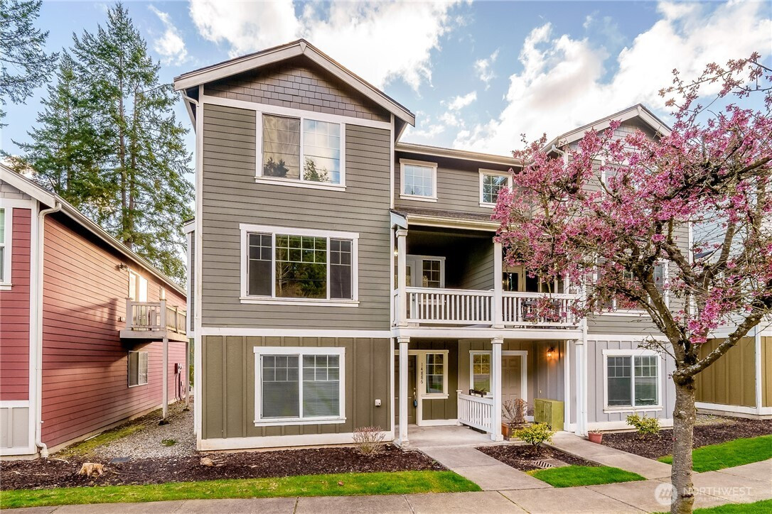 14886 36th Avenue Ct E, Tacoma, WA 98446
