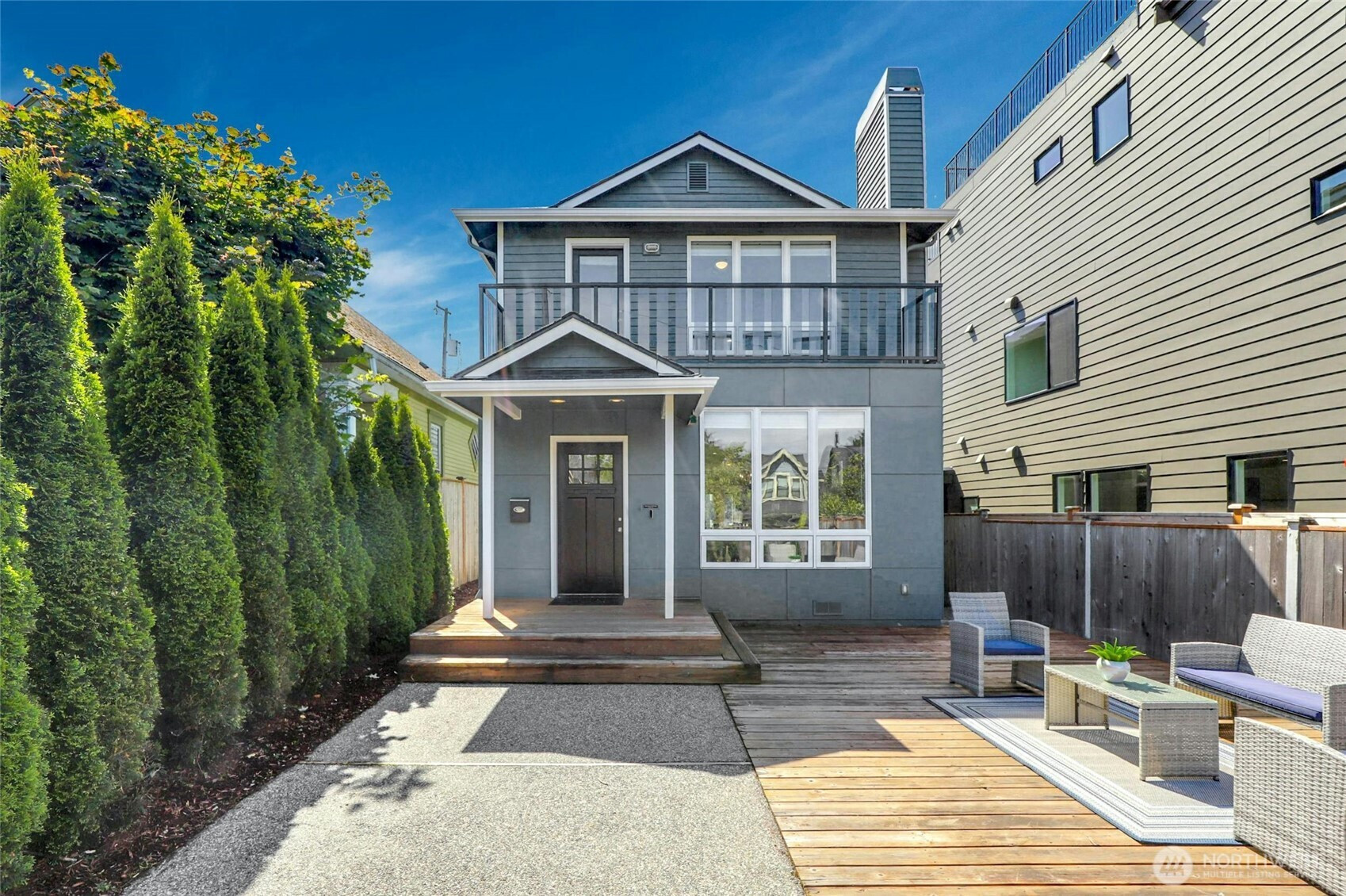 2111 6th Avenue W, Seattle, WA 98119