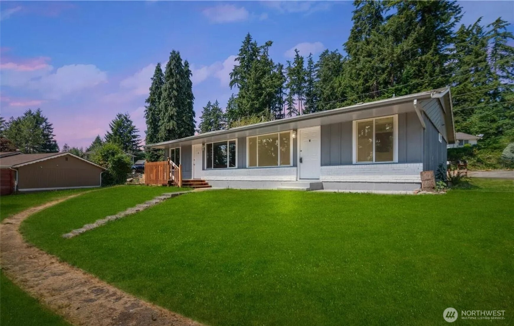 18816 Mountain View Drive E, Bonney Lake, WA 98391