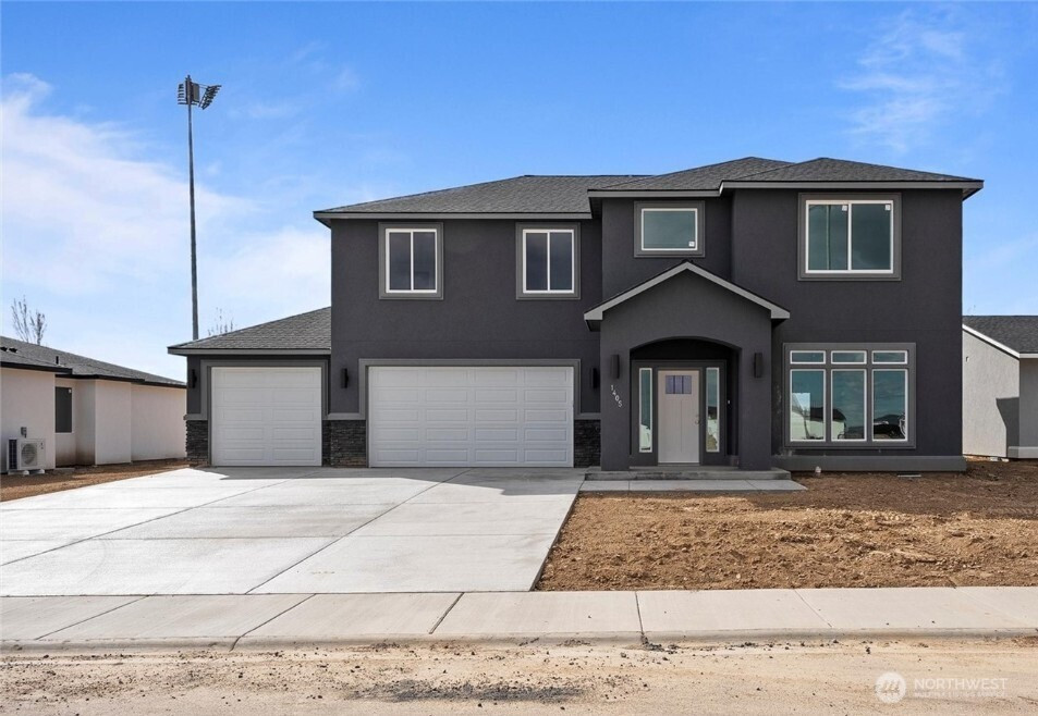 1405 7th Avenue NE, Quincy, WA 98848