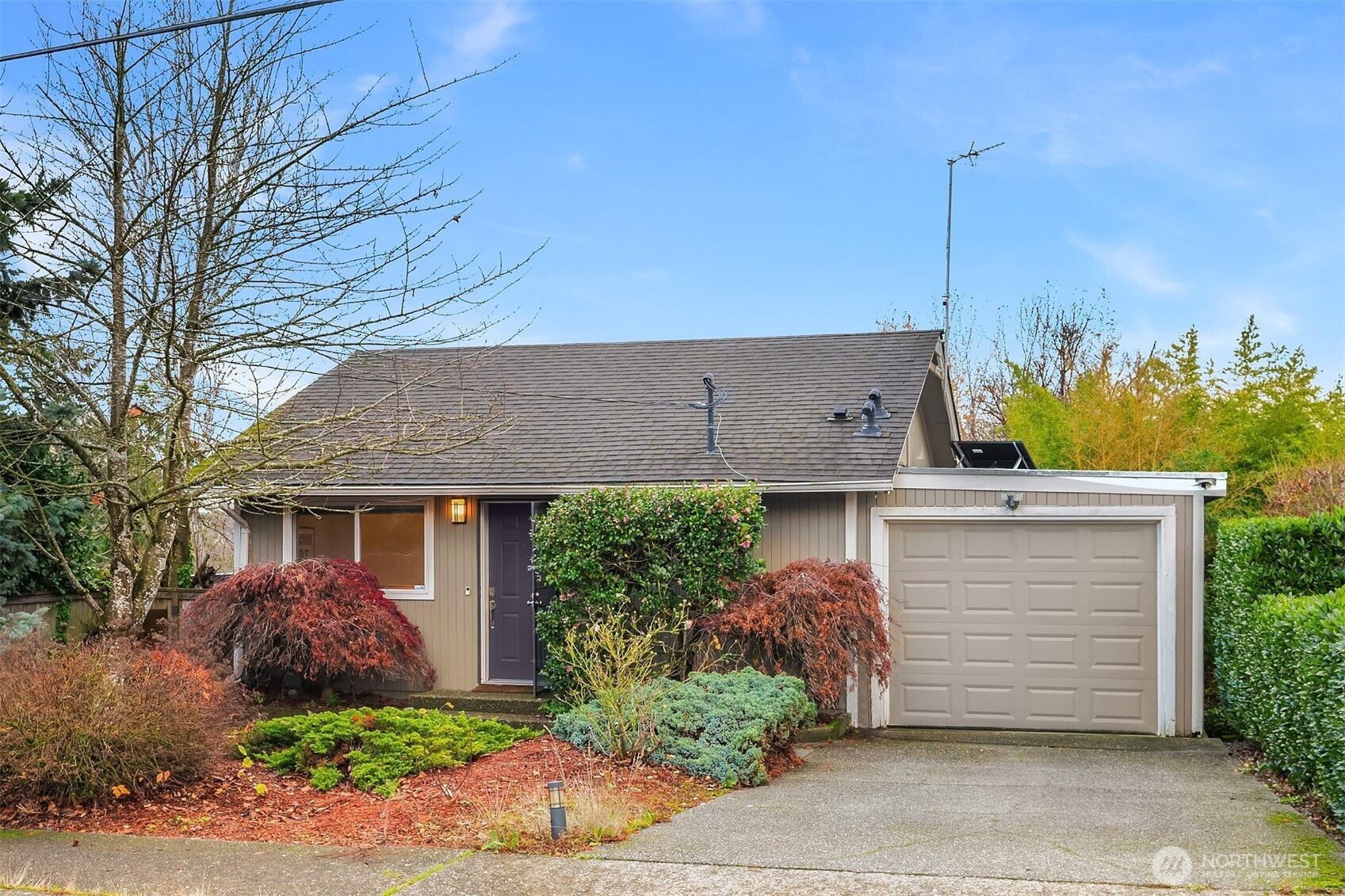 811 SW Langston Road, Renton, WA 98057