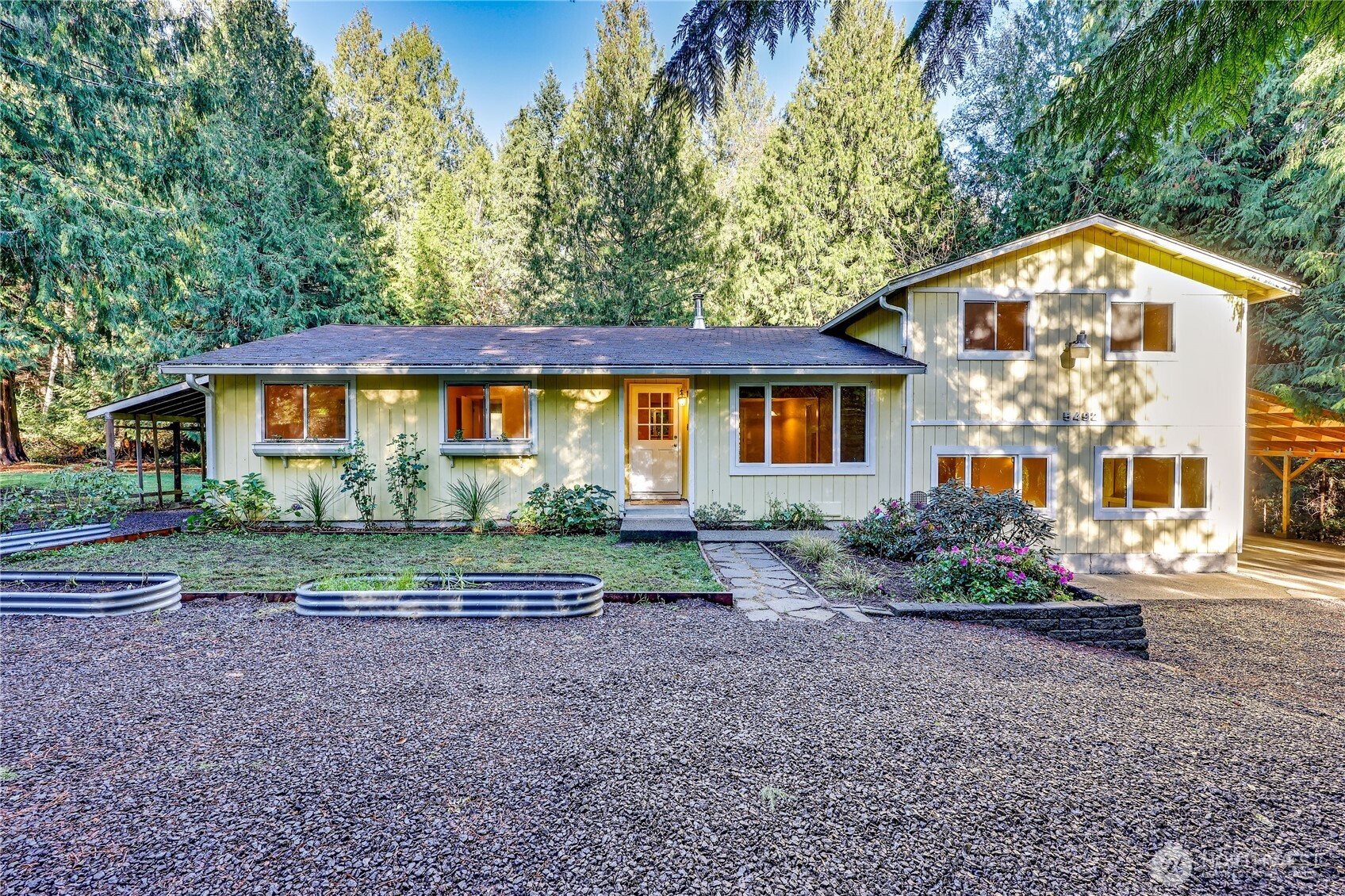 5492 NE Laura Court, Poulsbo, WA 98370