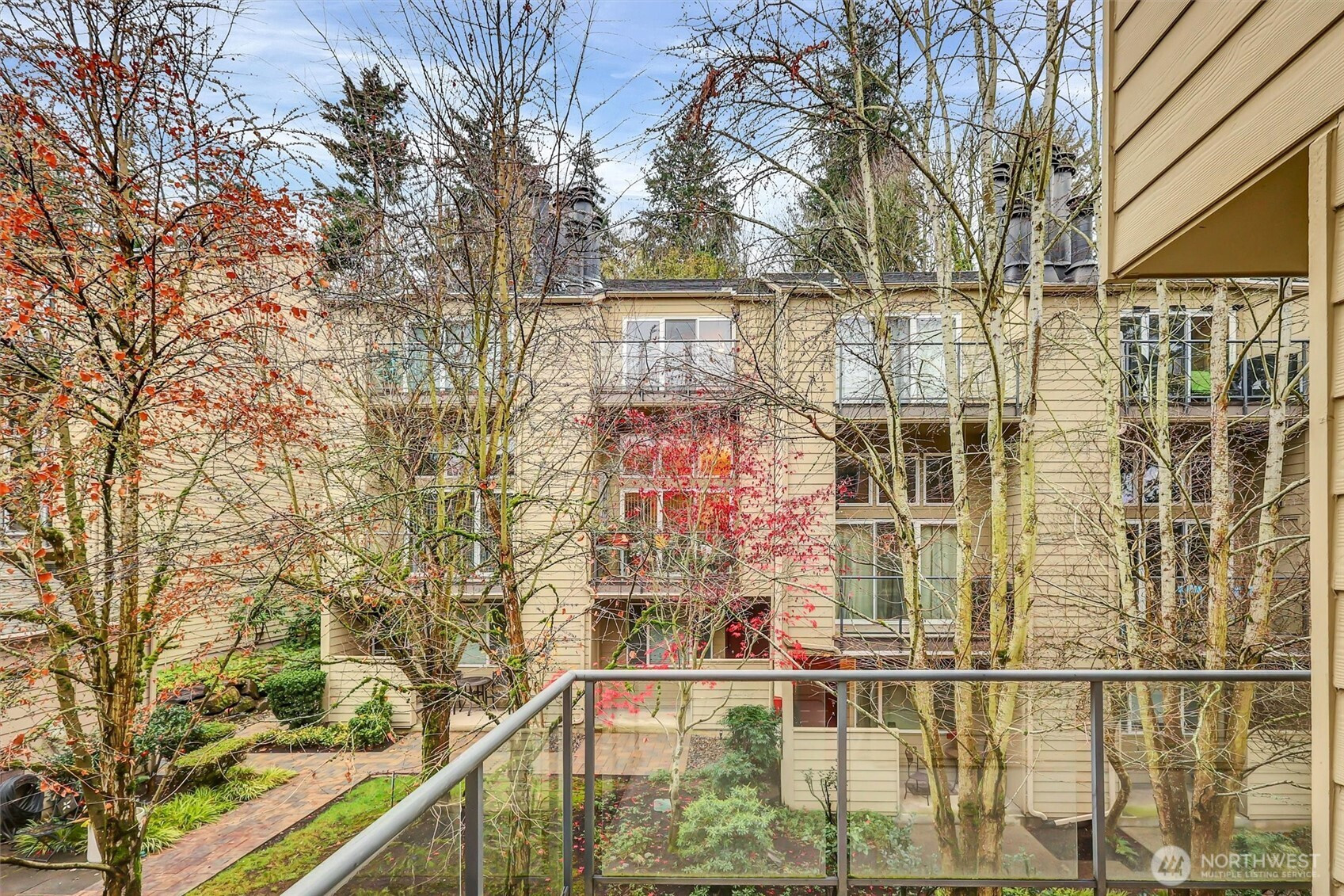 2937 76th Avenue SE, Mercer Island, WA 98040