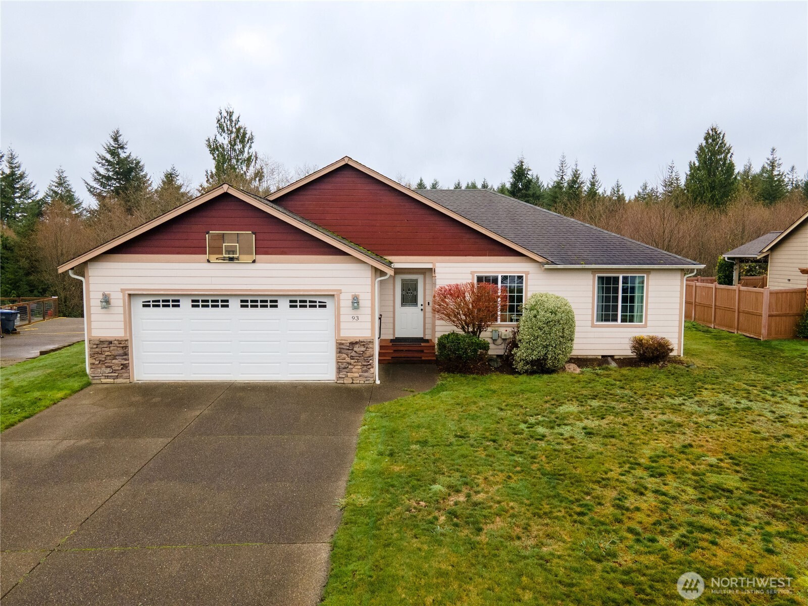 93 McDonald Creek Lane, Elma, WA 98541