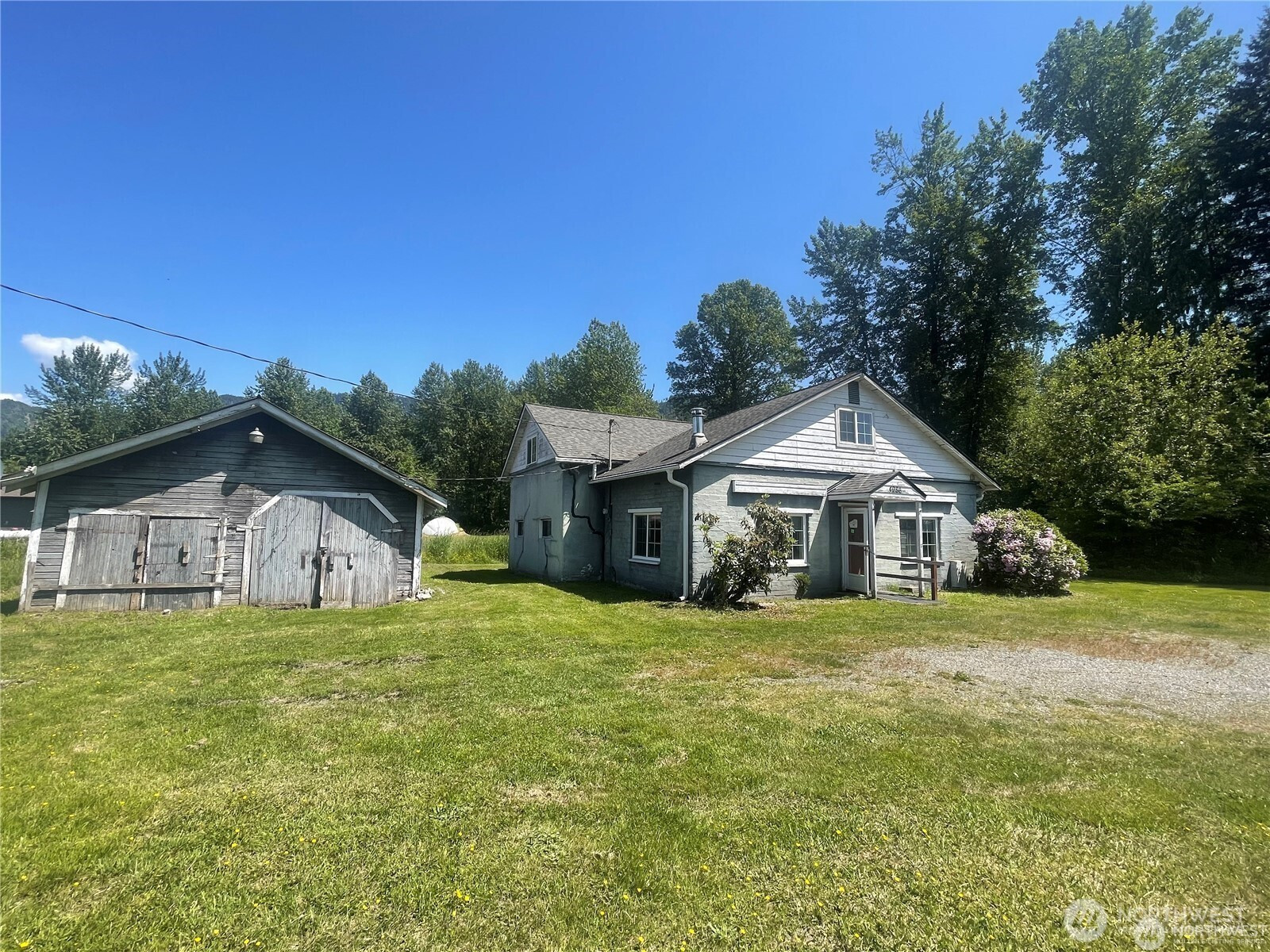 4086 Valley Hwy, Deming, WA 98244