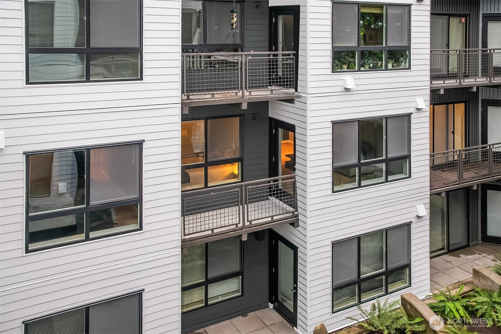 1410 E Pine Street, Seattle, WA 98122