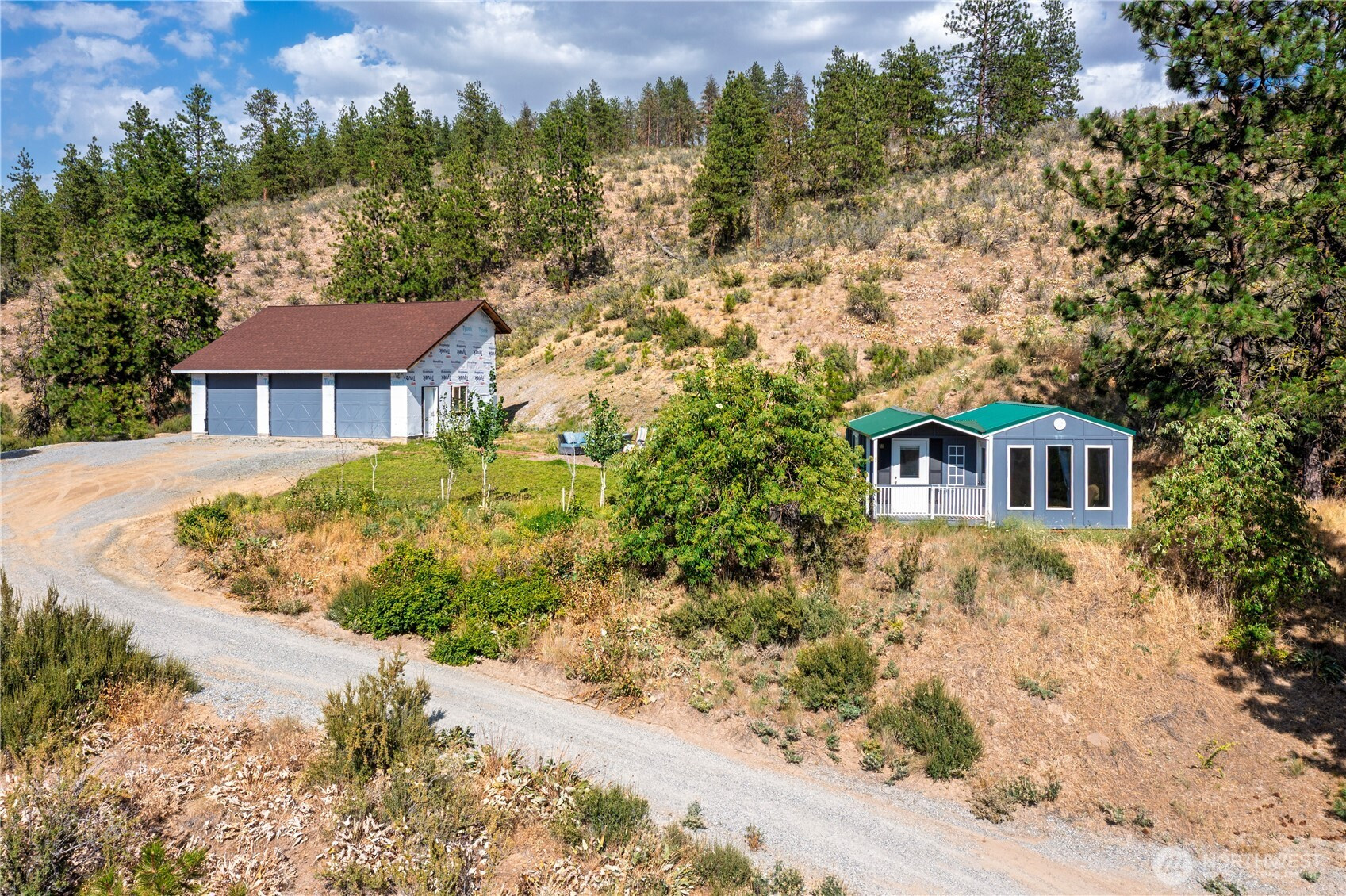1478 Lodge Pole Road, Chelan, WA 98816
