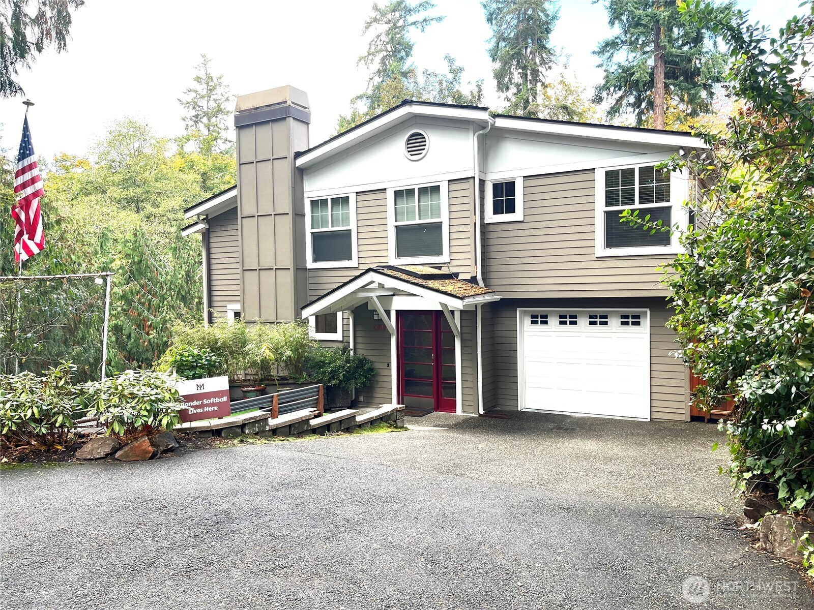 4518 91st Avenue SE, Mercer Island, WA 98040