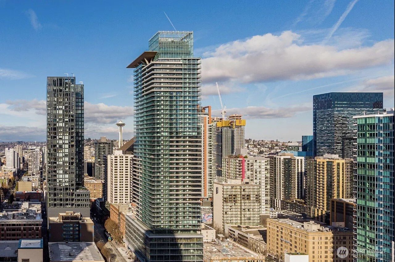 300 Virginia Street, Seattle, WA 98121