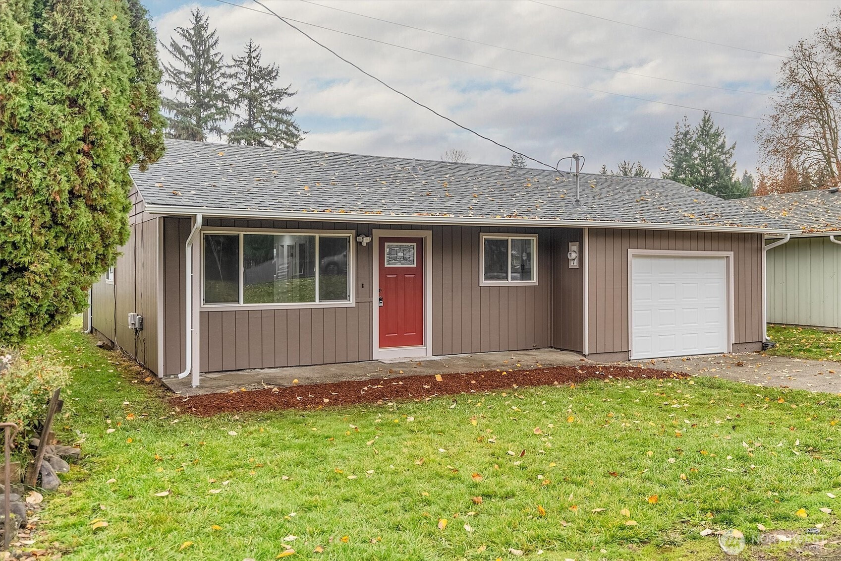 1114 N 1st Avenue, Kelso, WA 98626