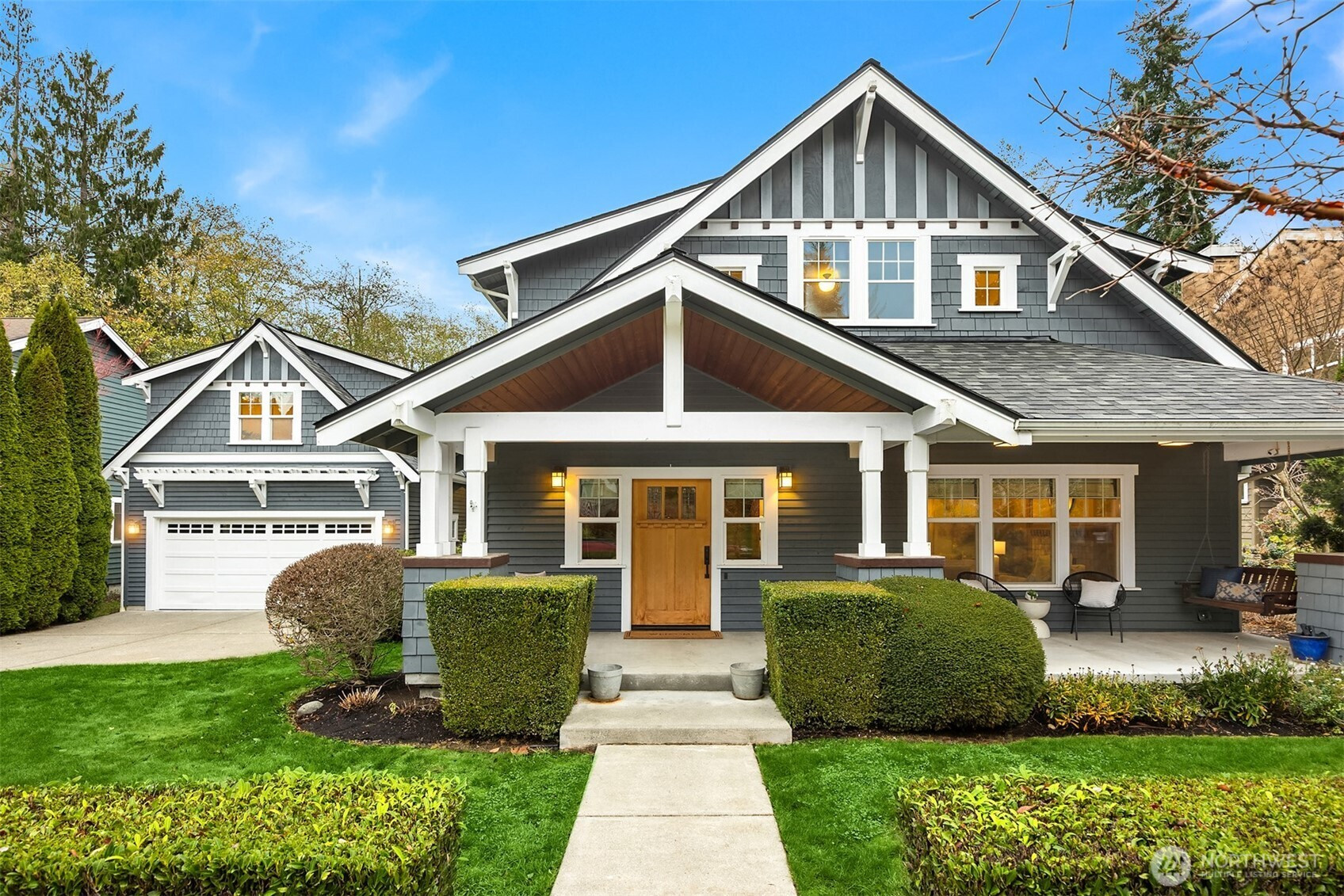 9641 NE North Town Loop, Bainbridge Island, WA 98110