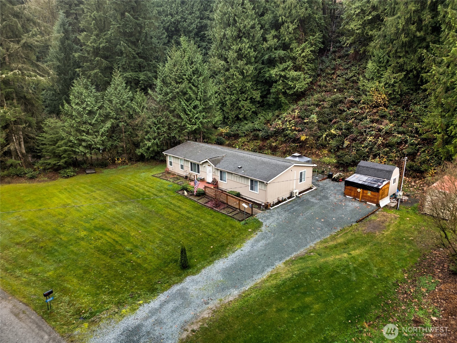 9054 W Pressentin Drive, Concrete, WA 98237