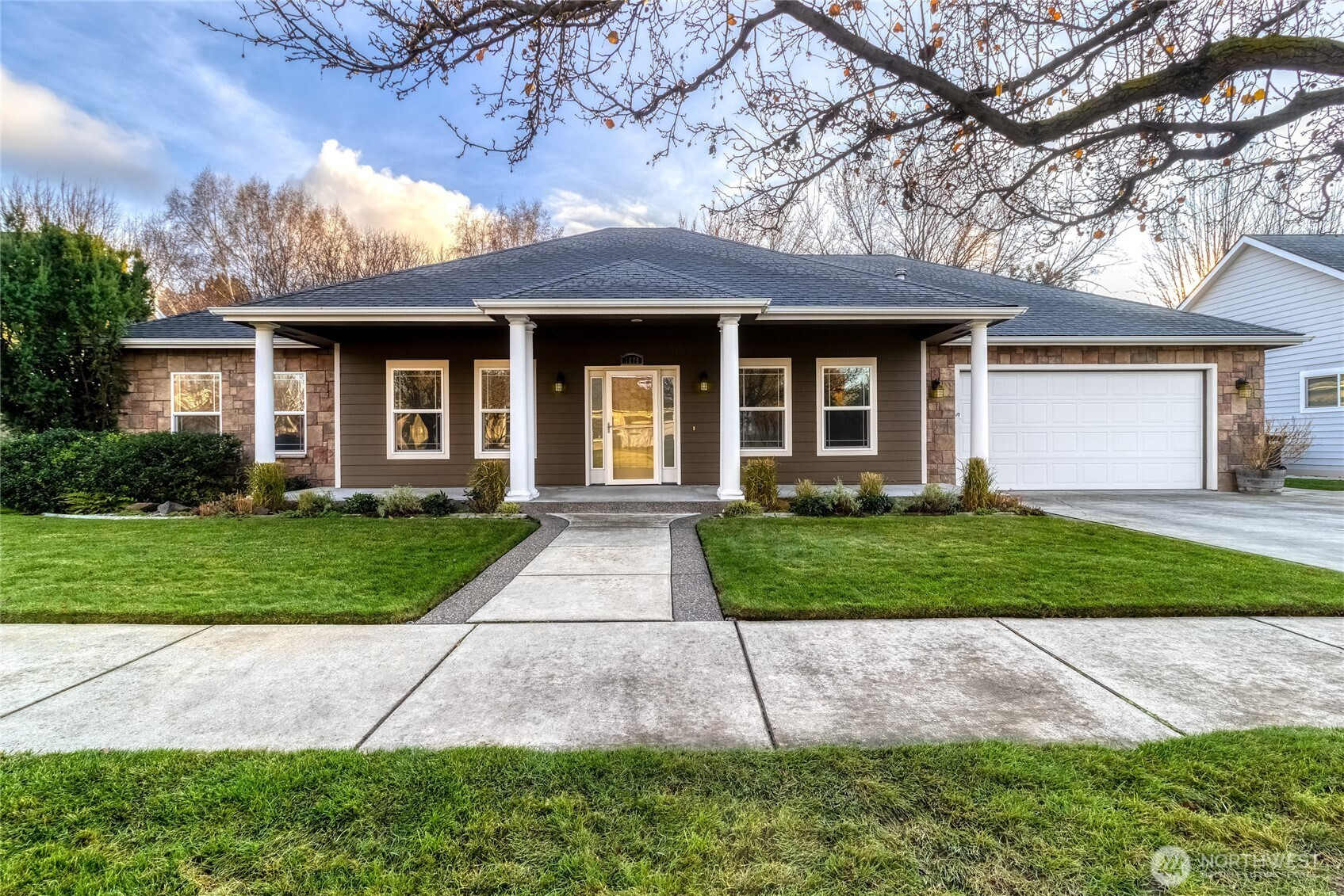 1676 Greenbriar Drive, Walla Walla, WA 99362