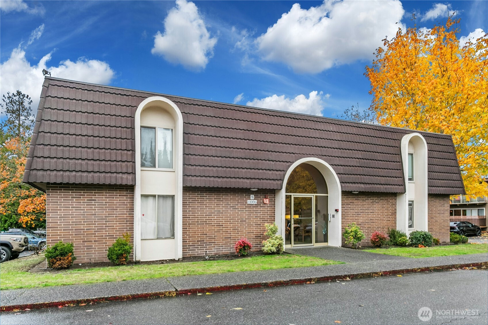 11006 NE 68th Street, Kirkland, WA 98033