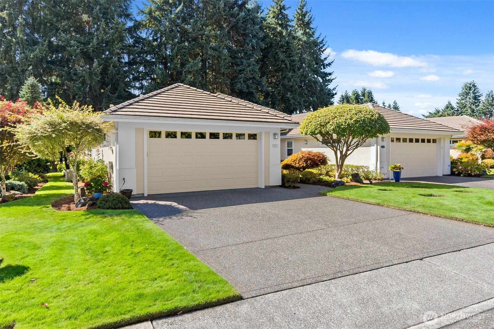 6849 Fairway Lane SE, Olympia, WA 98501