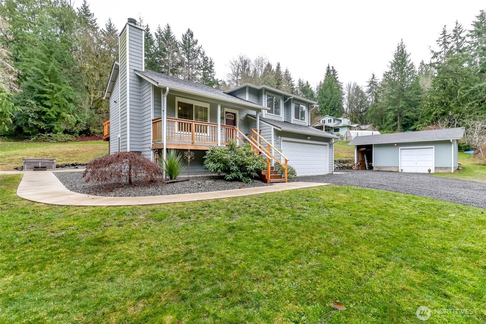 30980 Wood Creek Place NE, Poulsbo, WA 98370