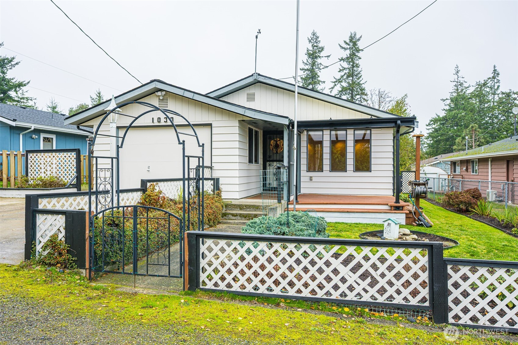 1030 11th Street, Port Townsend, WA 98368