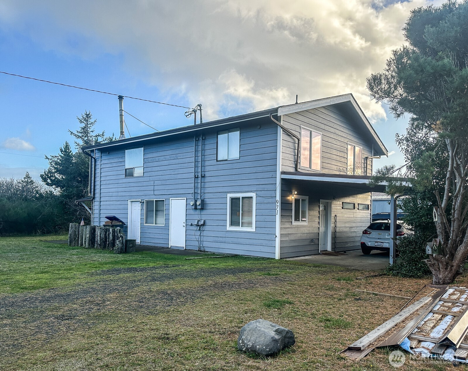 971 Point Brown Avenue SE, Ocean Shores, WA 98569