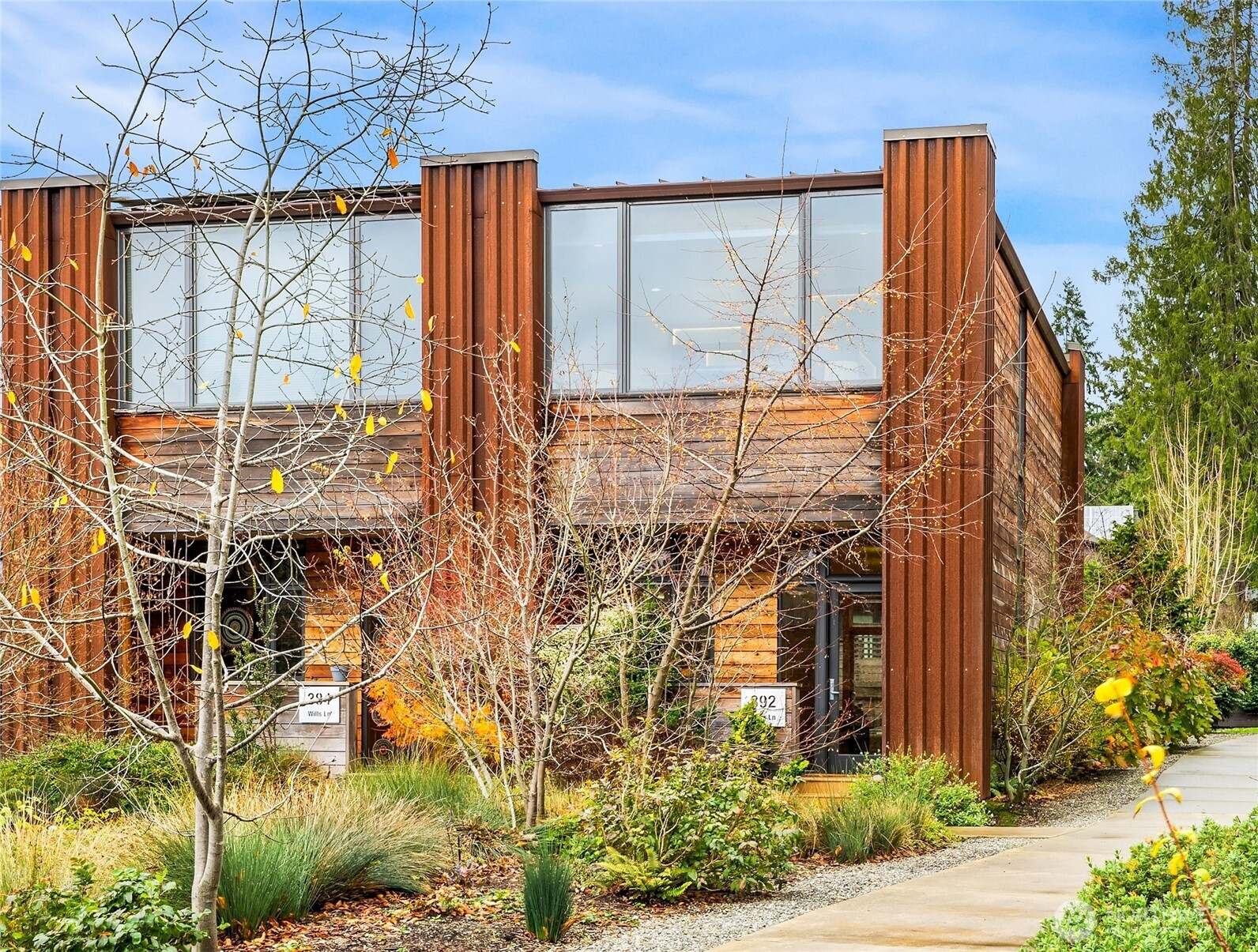 392 Wills Lane NW, Bainbridge Island, WA 98110