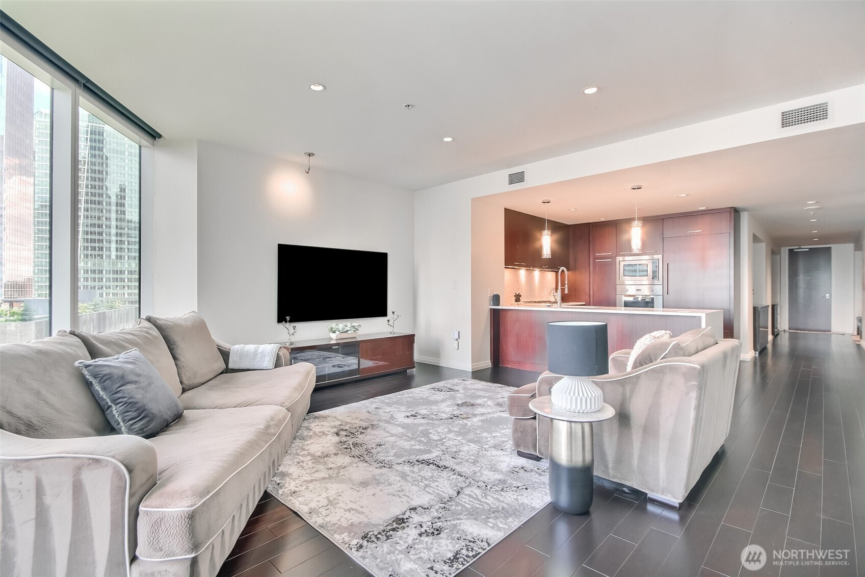 10700 NE 4th Street, Bellevue, WA 98004