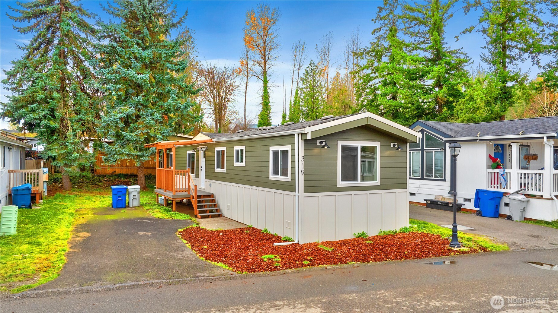 31108 3rd Ave, Black Diamond, WA 98010