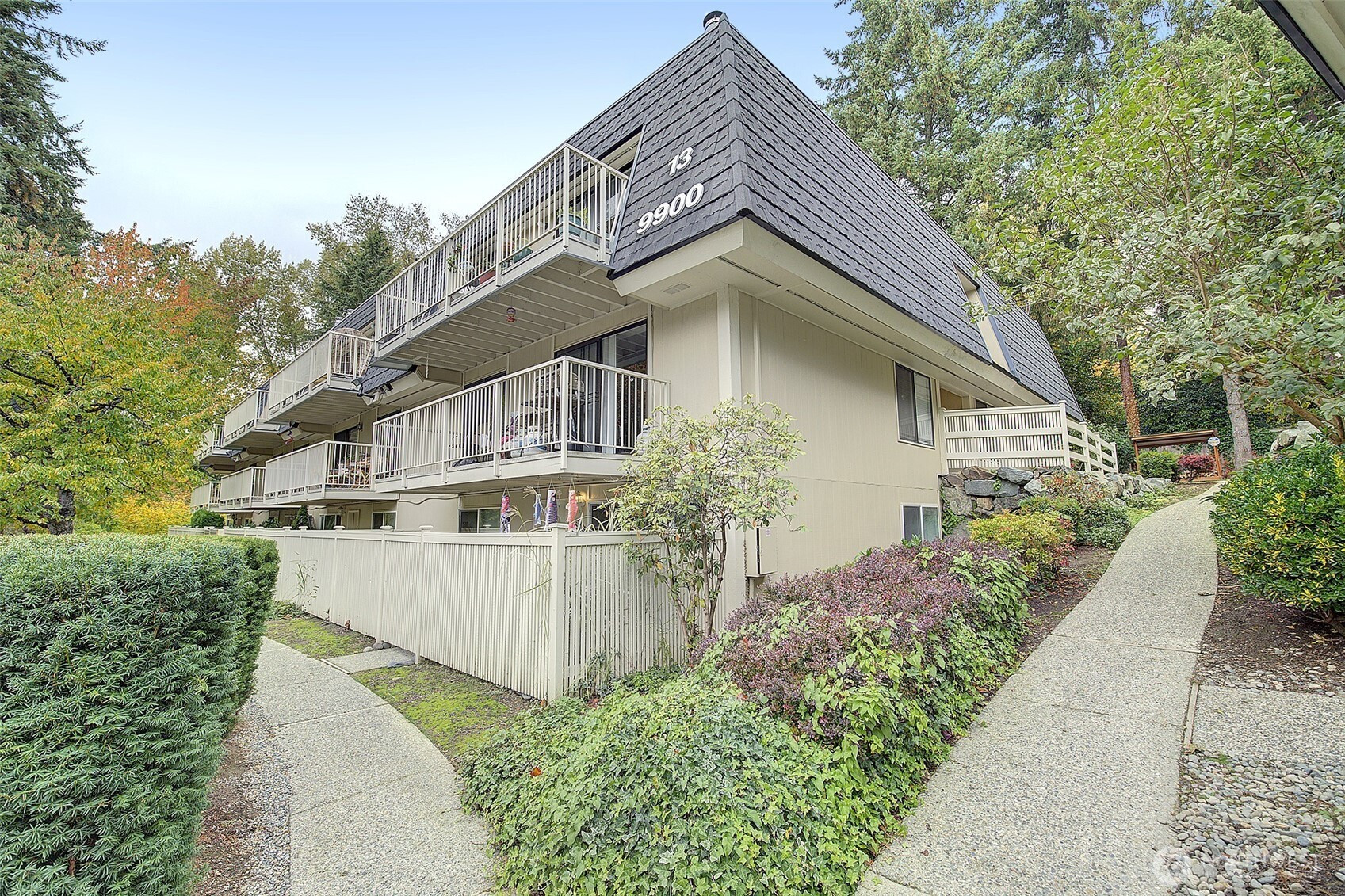 9900 NE 124th Street, Kirkland, WA 98034