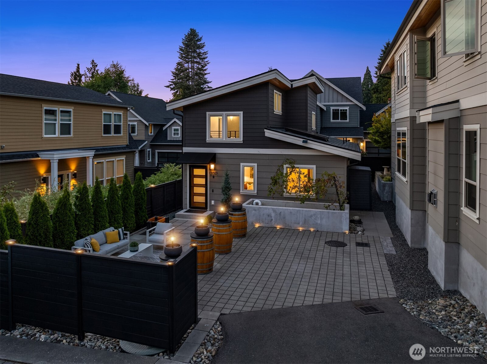 12013 9th Avenue NW, Seattle, WA 98177