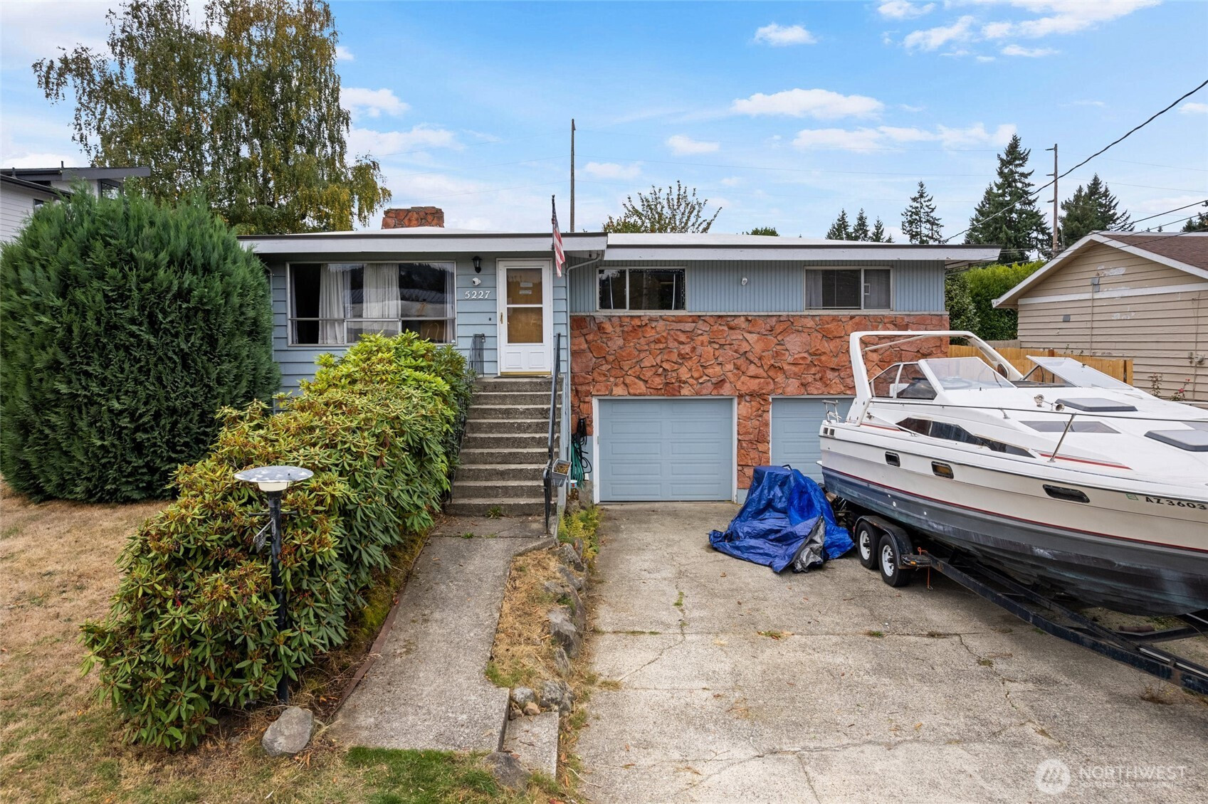 5227 116th Place SE, Bellevue, WA 98006