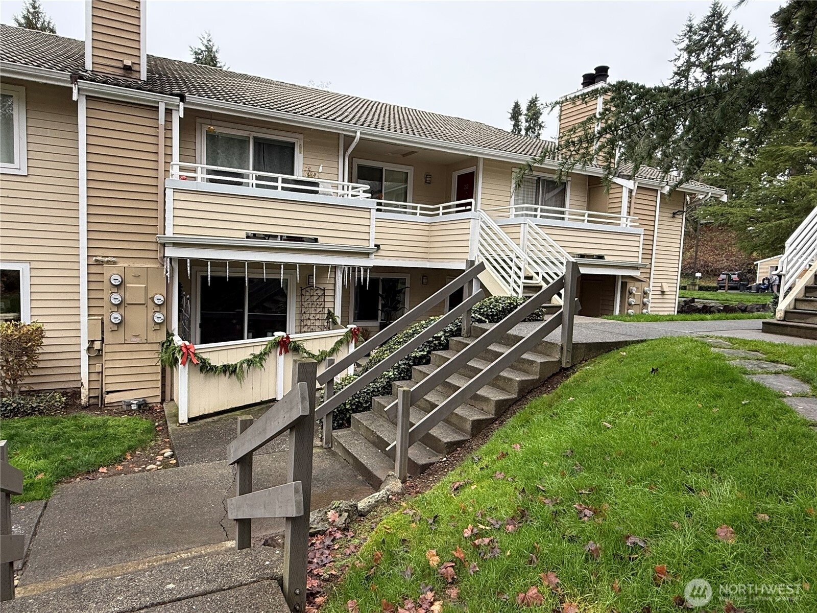 21301 52nd Avenue W, Mountlake Terrace, WA 98043