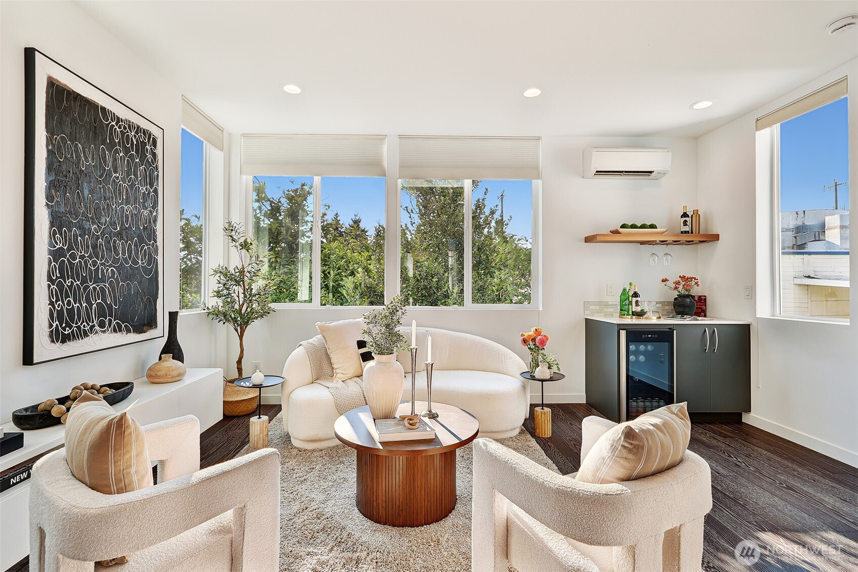 7721 Mary Avenue NW, Seattle, WA 98117