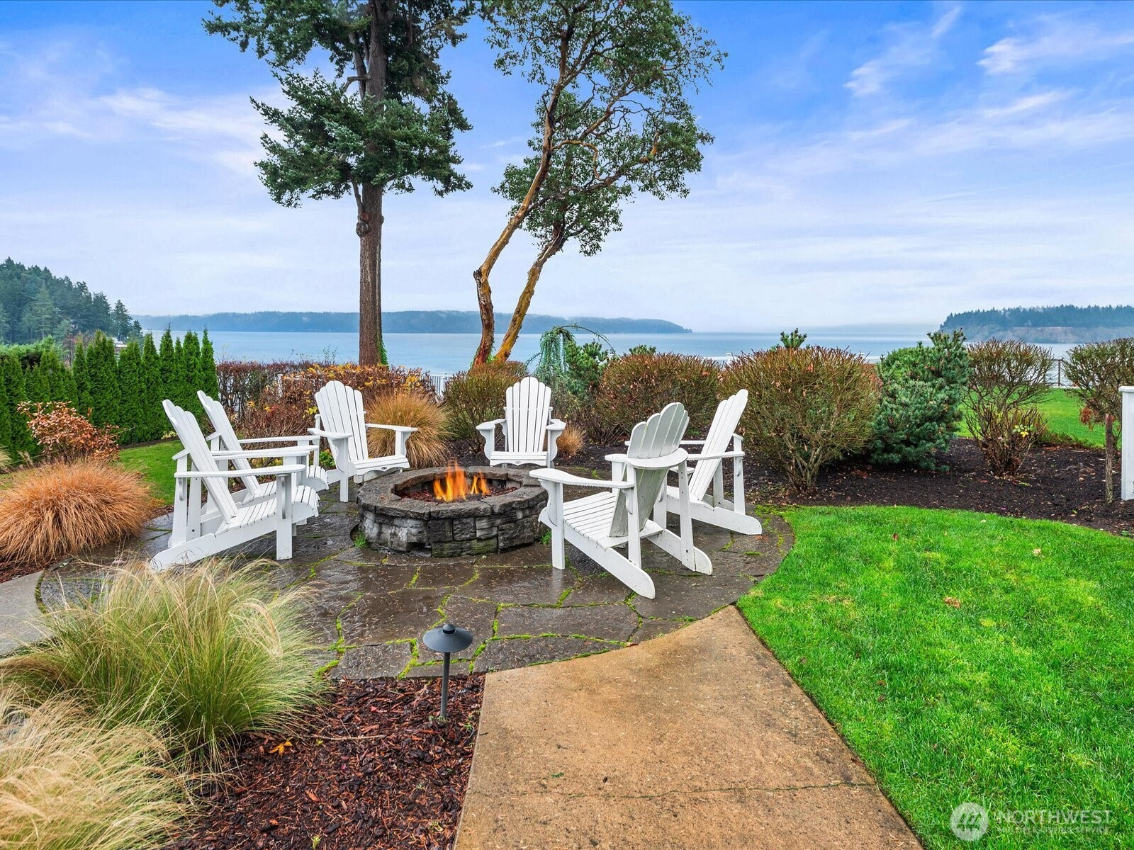 7143 Grandview Place, Gig Harbor, WA 98335