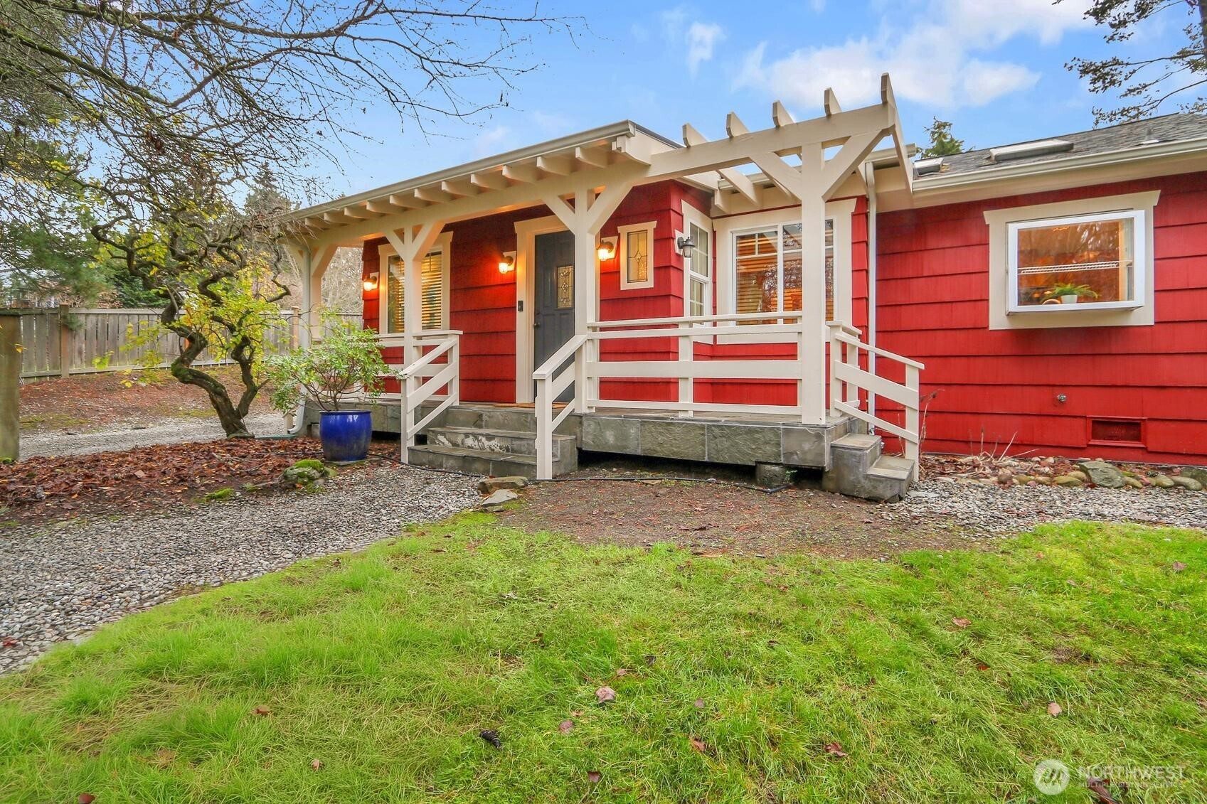 16305 27th Avenue NE, Shoreline, WA 98155