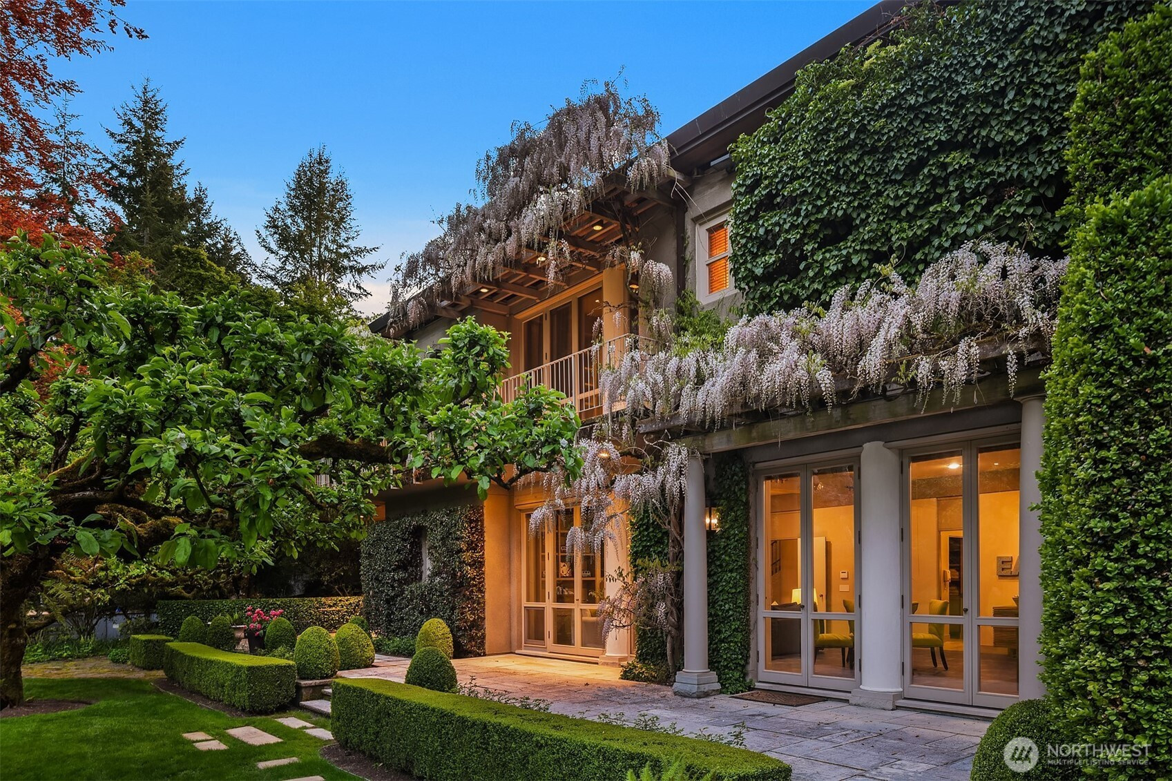 107 NW Highland Drive, Seattle, WA 98177